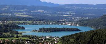 Wo hunde erlaubt sind und im wasser baden dürfen. Die 7 Schonsten Inseln In Karnten Reiseblog Anita Auf Reisen