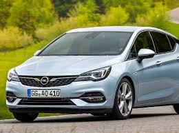 Jul 13, 2021 · preis, innenraum & motoren des opel astra (2021) fünf motoren gibt es für den opel astra (2021). Premiere Der Opel Astra L 2021 Fahrt In Eine Neue Ara
