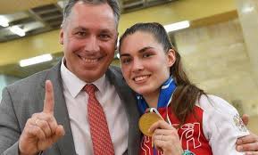 Младшая дочь позднякова анна играет в баскетбол 3х3 и уже побеждала на молодежном чемпионате мира. Ldudmyjwx8xnum