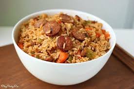 A Quick And Easy Sausage Jambalaya Recipe That S Reminiscent Of The Jambalaya You Get From The Jambalaya Recipe Jambalaya Recipe Easy Sausage Jambalaya Recipe