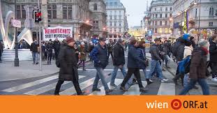 September 2020 im resselpark (karlsplatz). Corona Demo Dissolved In The City Center Wien Orf At De24 News English