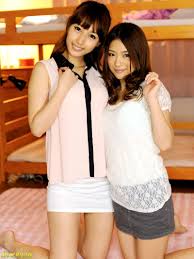 PT-148 二段ベッドで姉妹丼 黒崎セシル 愛花紗也 - 004 Foto Pornô - EPORNER