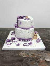 Chocolate, vegan cookies, coconut flakes, frozen blueberries, blackberries or raspberries? Tauftorte Baby Mit Lila Und Violetten Blumen Tortenfee Sabrina