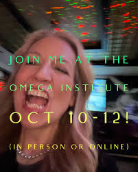 Hello friends! I'll be talking to the brilliant Mary Laura Philpott all  about her wonderful book, Bomb Shelter,