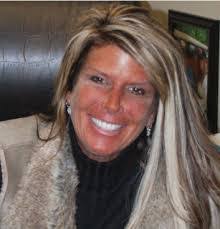 Joann Capobianco's Instagram, Twitter & Facebook