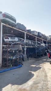 توصيل قطع غيار مع التركيب أمام المنزل في الكويت