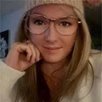 Lynn Bateman's Instagram, Twitter & Facebook