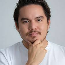 Lalo Mercado's Instagram, Twitter & Facebook