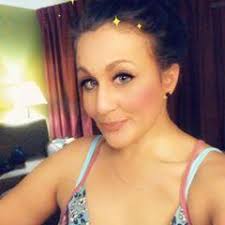 Michaela Moore (@loveyourlife03)