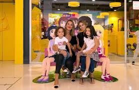 O filme estreia em portugal no dia 28 de setembro de 2017, nos formatos 2d e 3d. Ana G Martins E Fernanda Vez Mar Shopping Filhos Matosinhos