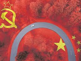 Históricamente los temas centrales en el conservadurismo de estados unidos incluyen el respeto por las tradiciones estadounidenses, el apoyo al republicanismo, los principios y valores cristianos, el anticomunismo, el excepcionalismo estadounidense y la defensa de la civilización occidental, por otra parte, se preocupa por peligros como el relativismo moral, el multiculturalismo y la. China Y La Union Sovietica Dos Caminos Paralelos Internacional Portafolio