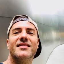 Michelle Valenta's Instagram, Twitter & Facebook