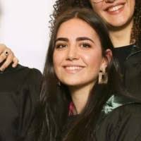 30+ perfiles de «Edith»