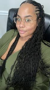 Just sittin here with my book and a snack, and I'm like “Uh, yeah!” 🤣