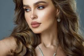 Couldn't agree more! Love the Tennant/Davison/George Moffett connection. I  loved your article but sadly I'm a bore too when it comes to discussing  Brit TV--always in awe that it somehow manages to