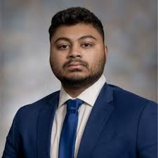 I'm thrilled to announce this past Friday marked my final day with my  family at Ivy Rehab Physical Therapy Southport this summer. As I prepare  for my first semester at the University