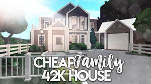 Anix colonial house proves that even without gamepass, you can still come up with something cool. Roblox Bloxburg Cheap Family House House Build Youtube
