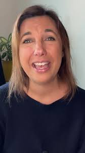 Vamos ao supermercado? Vem aprender a usar a palavra “pacote” em  português!, Guarda o vídeo para estudares mais tarde!, #portuguese,  #portugueselanguage, #learneuropeanportuguese, #speakportuguese, ...