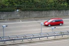 Die Zahl Ertappter Verkehrssunder Hat Laut Dem Ordnungsamt Der Landeshauptstadt Im Vergleich Zum Vorjahr In Allen Be In 2021 Falschparker Ordnungsamt Zu Schnell Fahren