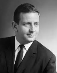 Mickey Kapp, Who Made Mixtapes for Astronauts, Dies at 88