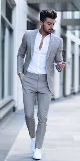 From patchwork prints to oversized suits, there is a myriad of new styles that flatter anyone's taste. 30 Dashing Formal Outfit Ideas For Men Fashion Hombre Mens Fashion Casual Outfits Formal Mens Fashion Mens Fashion Suits Formal