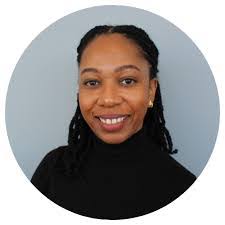 Liza Ware's Instagram, Twitter & Facebook