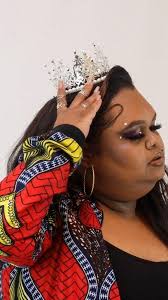 Robyn Reid's Instagram, Twitter & Facebook