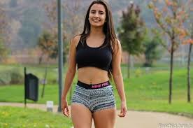 En este sentido, su participación en esta telenovela es la primera despúes de la llegada de silvestre a su vida. Galeria Conoce A Daniela Aranguiz Una Guapa Estudiante Chilena Tecache Cl