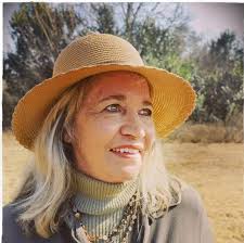 Ilsa Louw MiLne Veels geluk en seënwense met nuwe lewensjaar.