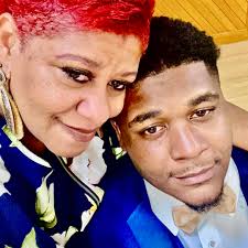 To have somebody that is your intellectual peer…🤯” @jamalhbryant describes  his amazing wife @mzkarribaby This was so beautiful to see how happy she  makes him! Check out episode 2 to see the