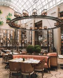 Staying At The Ritz Carlton Millenia Singapore The Blonde Abroad Singapore Hotels Ritz Carlton Interior Design Singapore