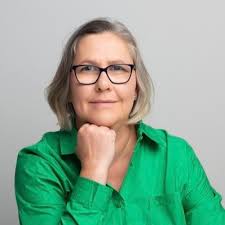 Sian Connolly (@connolly_sian)