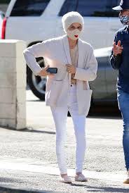 She is famously known for her star role in the teen drama titled cruel intentions. Selma Blair Out For Coffee In Los Angeles 11 21 2020 Celebmafia