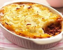Hash Parmentier Or Hash Parmentier Is A Dish Made From Mashed Potatoes And Minced Beef He Mustread More In 2020 Recipes Food Best Hummus Recipe
