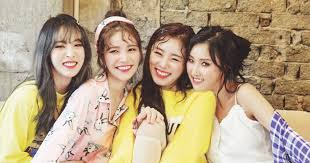 Branded as the vocally talented group, mamamoo is like a breath of fresh air among the typical idol groups. Kpop Corner A Semi Helpful Intro To Mamamoo By The Breadth Of A Glass Wall