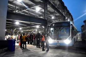 Bus line 6 was officially reopened today, after it was suspended more than 7 years ago. Photos Oshodi Transport Interchange See How Passengers Board New Buses The News Accelerator Network New Bus Transportation Passenger
