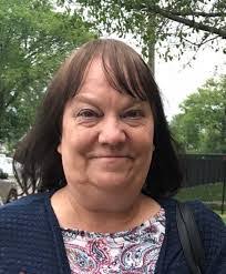 Eva Mccracken's Instagram, Twitter & Facebook