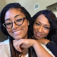 Danielle Patillo (@CoachPweezy)