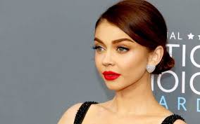 Hvězda Modern Family Sarah Hyland: Soudní zákaz styku s