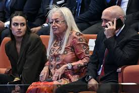 Trump salutes mega donor Miriam Adelson ...