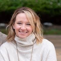 Irena Hysa's Instagram, Twitter & Facebook