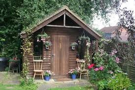 Aus naturstein lässt sich eine gartentreppe selber bauen. Gartenhaus Selbst Mauern Anleitung In 3 Schritten