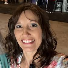 Are there any line dancing opportunities in Eau Claire, Wisconsin?