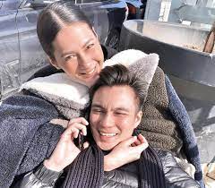 Gw td bahagia banget karena presiden jomblo indonesia aka baim wong akhirnya nikah juga sama paula. Bimbang Isteri Keguguran Baim Wong Kurung Isteri Di Rumah Bintang Global Mstar