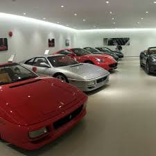 Localisé a montréal (qc), ferrari québec répond aux besoins de chaque client avec grand soin. Ferrari Dealership Cote Des Neiges Notre Dame De Grace Montreal Qc