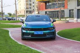 Lynk & co is shaped by everyone who interacts with our company, and we're always looking for new teammates to help us build the future of mobility. Lynk Co 03 Mit Smaragdgruner Folierung Und Sportoptik