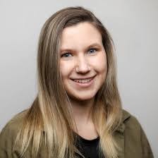 Holly Rand's Instagram, Twitter & Facebook