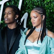 Alan walker & asap rocky: Rihanna Nach Trennung Von Milliardar Mit A Ap Rocky Unterwegs Bigfm