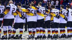 23 spieler (3 torhüter und 20 feldspieler) können gemeldet werden. 2020 Iihf Eishockey Weltmeisterschaft Deutschland Startet Gegen Kanada Ins Turnier Deutscher Eishockey Bund E V