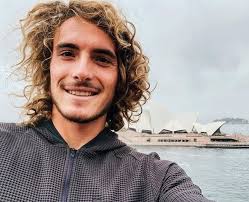 Δώρο το να βρίσκομαι κοντά σου: Stefanos Tsitsipas Tennis Players Tennis Pro Tennis